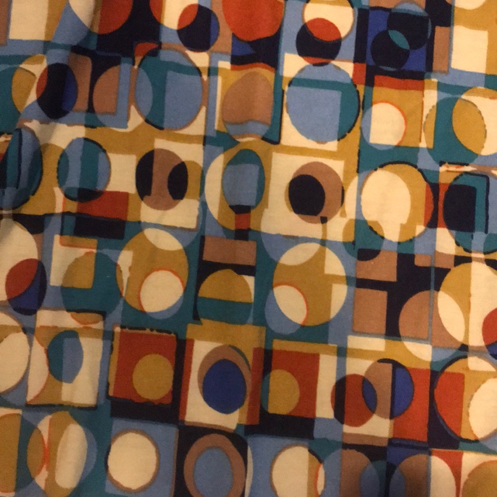FREE IN A BUNDLE LuLaRoe XS maxi - Picture 4 of 5